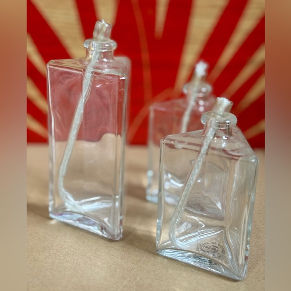 Set of (3) Vintage Triangle Lamplight Farms Austria Refillable Oil Lamps - Picture 5 of 7